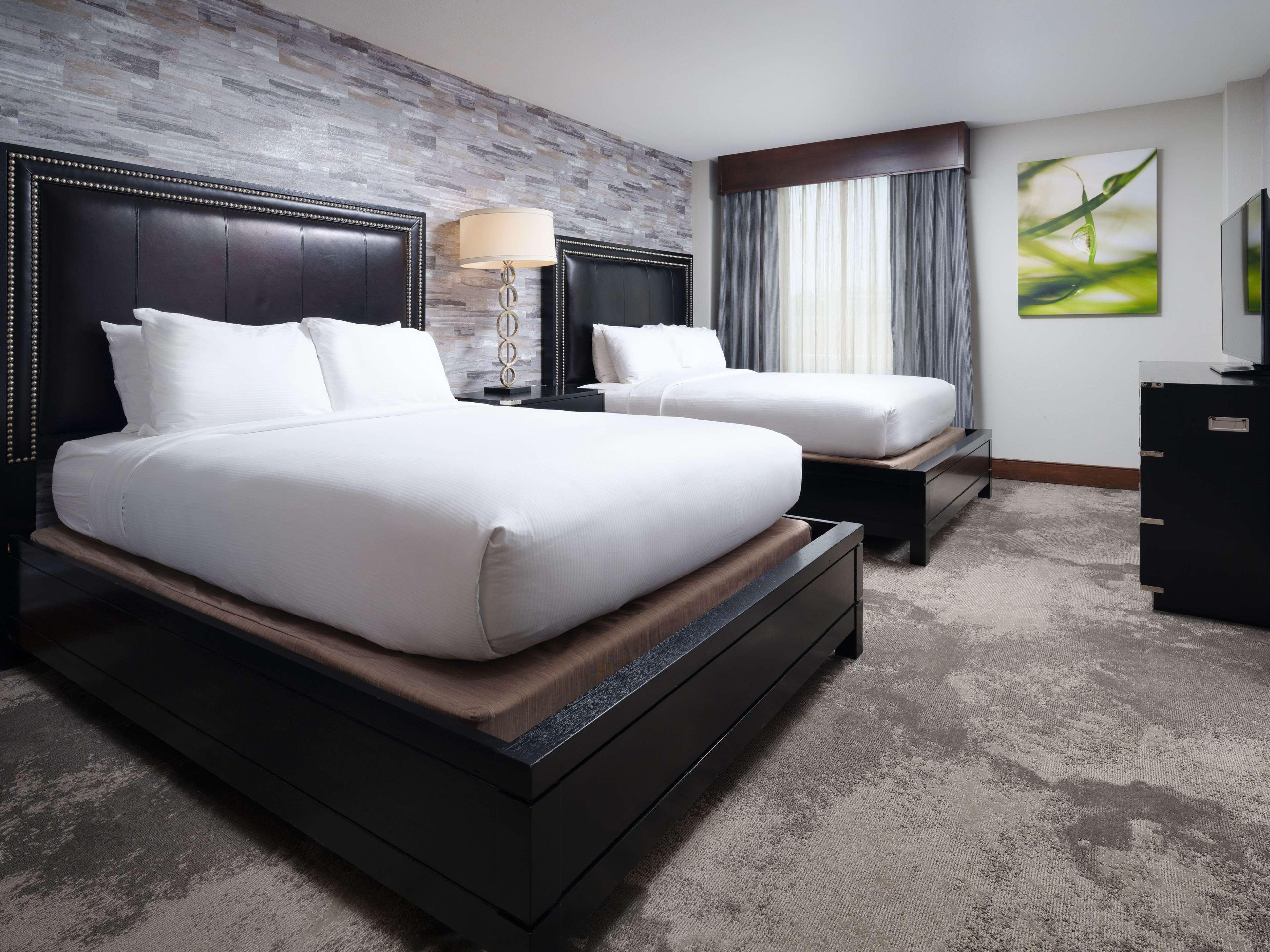 Doubletree By Hilton Hotel Chattanooga Downtown Екстериор снимка