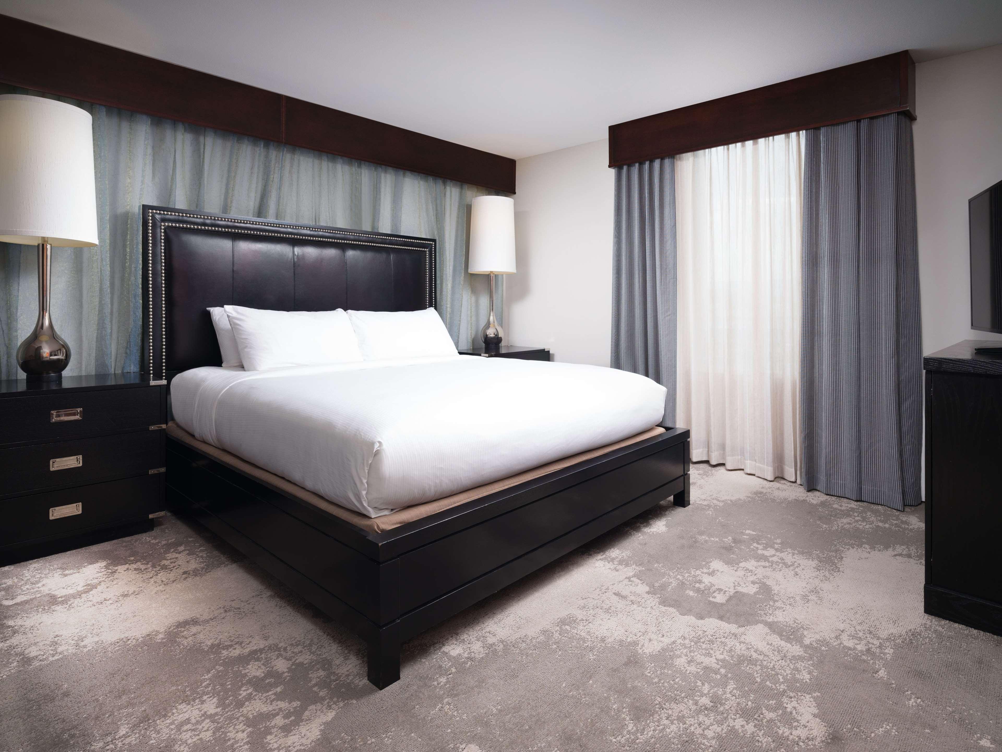 Doubletree By Hilton Hotel Chattanooga Downtown Екстериор снимка