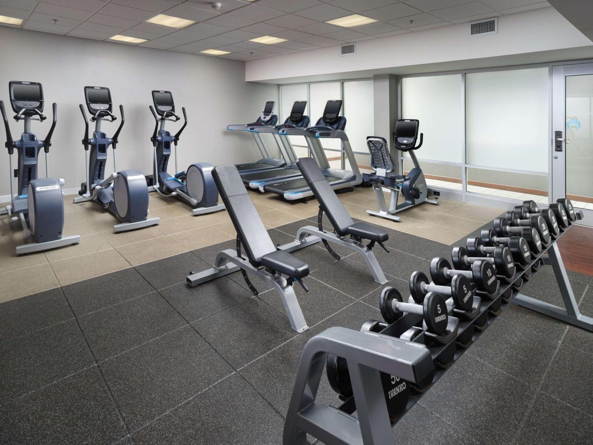 Doubletree By Hilton Hotel Chattanooga Downtown Екстериор снимка